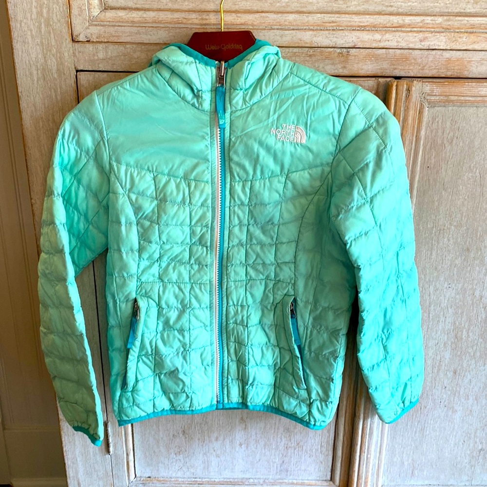 The North Face Girls’ Thermoball Hooded Jacket; Size 7-8; reversible